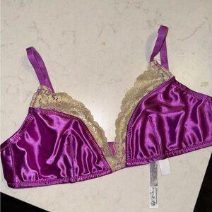 NEW URBAN OUTFITTERS Out From Under  Izora Satin & Lace purple bralette